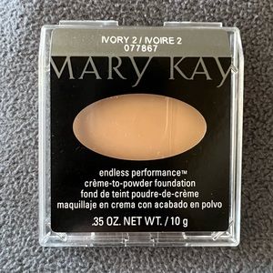 MaryKay Ivory2 Cream to Powder Foundation